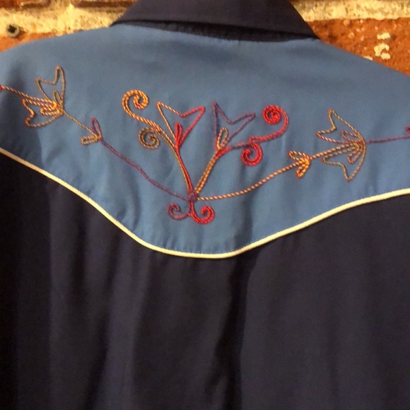 VINTAGE western shirt by Stable Gear Western Wear Inc L 16-16-1/2 - Picture 5 of 5